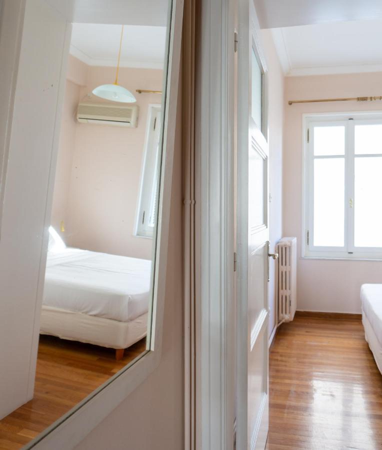 Hadrians Den In Heart Of Plaka By Jj Hospitality Apartment เอเธนส์ ภายนอก รูปภาพ