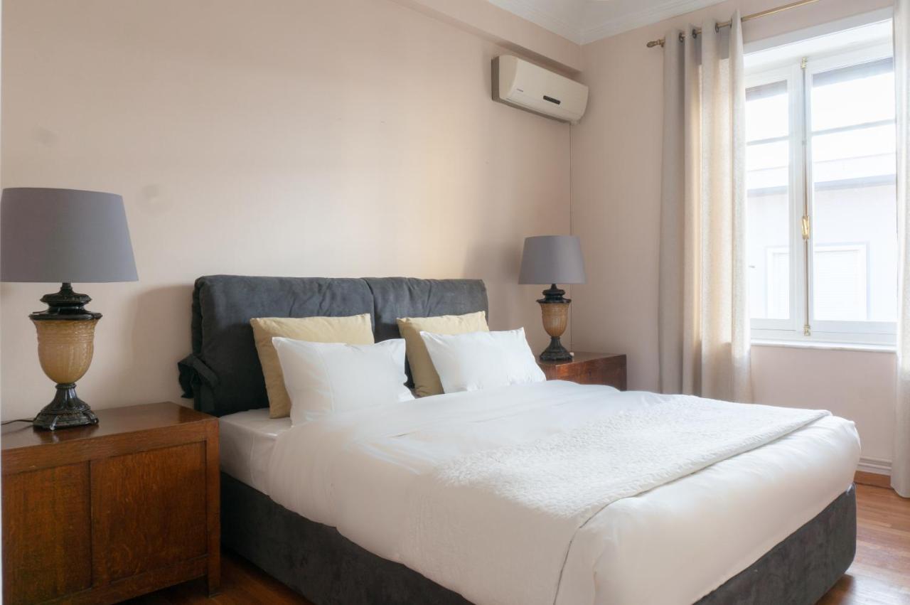 Hadrians Den In Heart Of Plaka By Jj Hospitality Apartment เอเธนส์ ภายนอก รูปภาพ